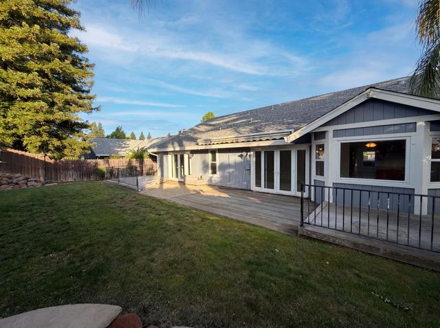 113 Bittercreek Dr, Folsom, CA 95630