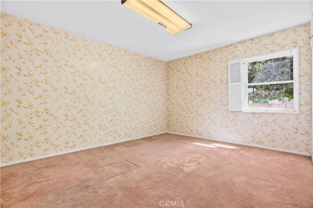 5961 Hillview Park, Valley Glen, CA 91401