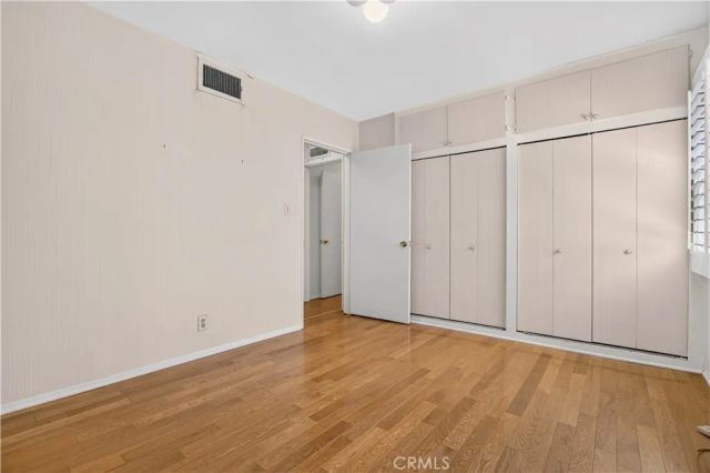 5961 Hillview Park, Valley Glen, CA 91401