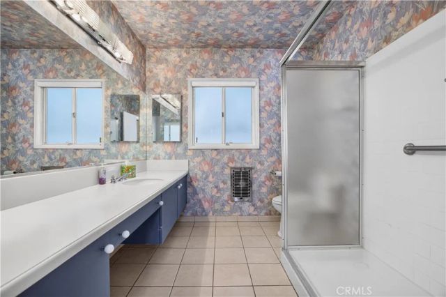 5961 Hillview Park, Valley Glen, CA 91401