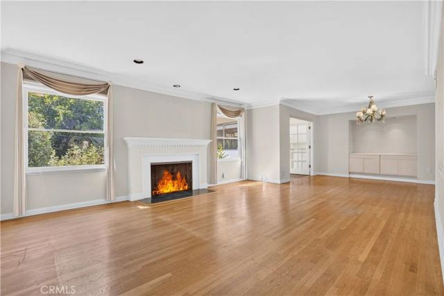 5961 Hillview Park, Valley Glen, CA 91401