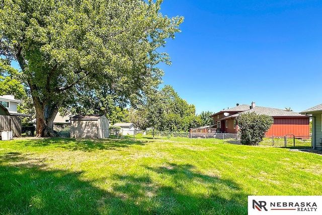 1414 S 163rd Street, Omaha, NE 68130