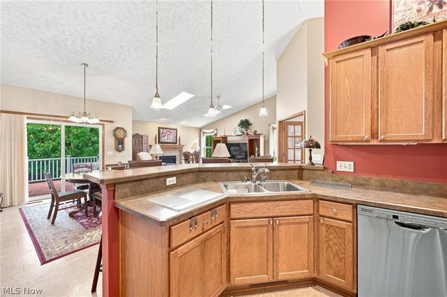 3712 Heron Drive, Lorain, OH 44053