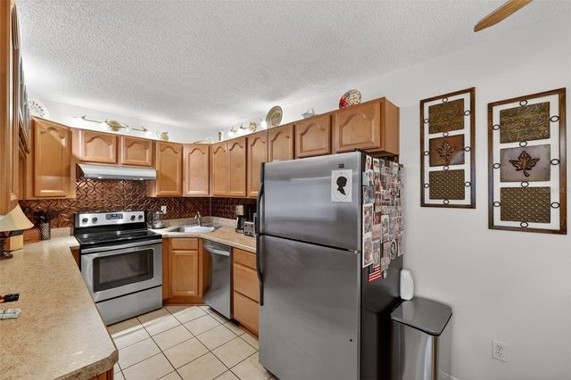 1258 PINE RIDGE CIRCLE W D1, Tarpon Springs, FL 34688