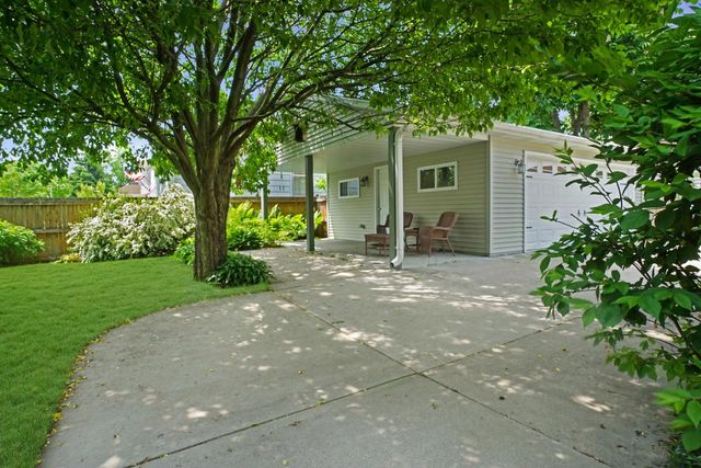 7003 W Mt Vernon AVENUE, Milwaukee, WI 53213