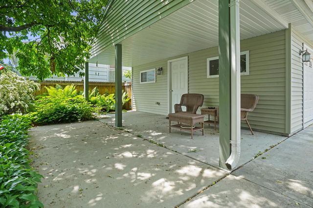 7003 W Mt Vernon AVENUE, Milwaukee, WI 53213