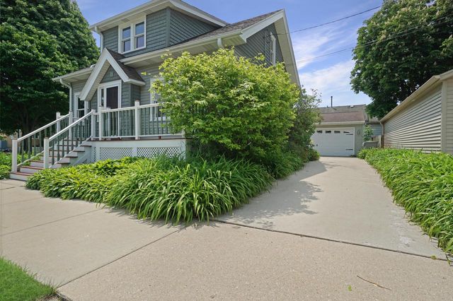 7003 W Mt Vernon AVENUE, Milwaukee, WI 53213