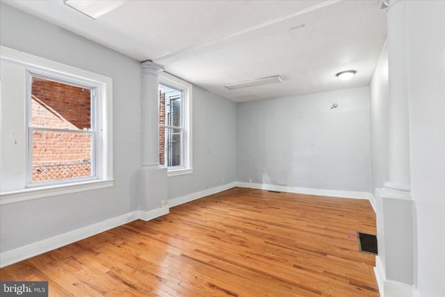 5236 WALNUT ST, Philadelphia, PA 19139