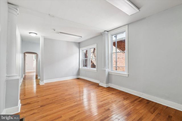 5236 WALNUT ST, Philadelphia, PA 19139