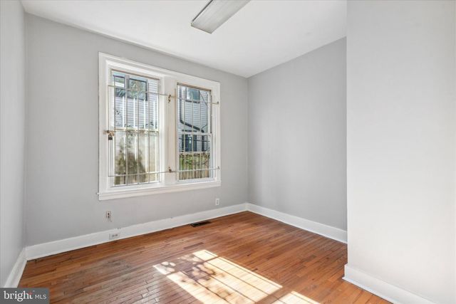 5236 WALNUT ST, Philadelphia, PA 19139