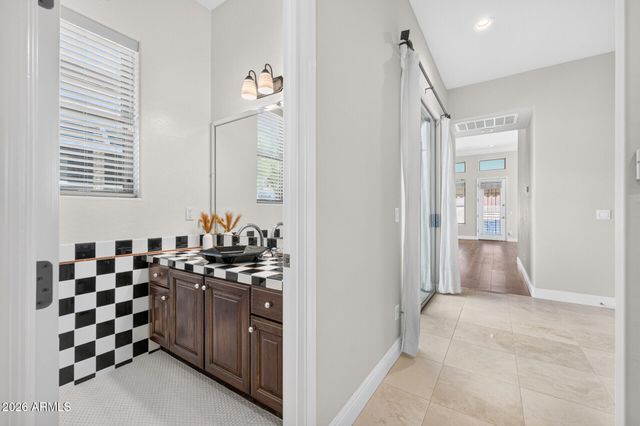 11419 N 12th Place, Phoenix, AZ 85020