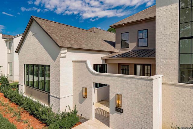 7855 Highland Rd, Baton Rouge, LA 70808