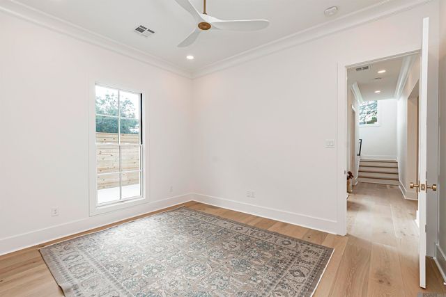 7855 Highland Rd, Baton Rouge, LA 70808