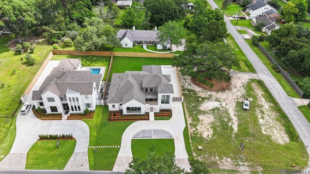 7855 Highland Rd, Baton Rouge, LA 70808