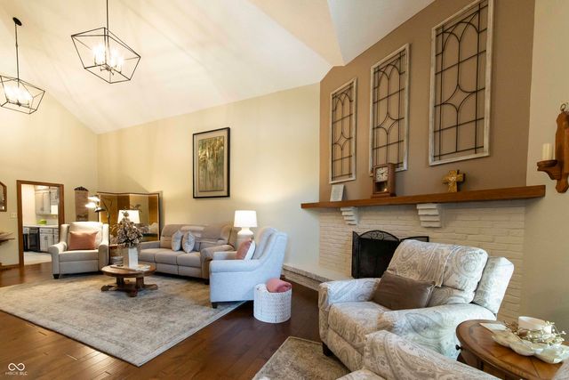 465 Camby Court, Greenwood, IN 46142
