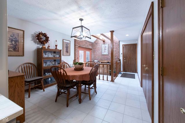 465 Camby Court, Greenwood, IN 46142