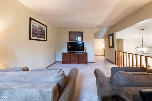 465 Camby Court, Greenwood, IN 46142