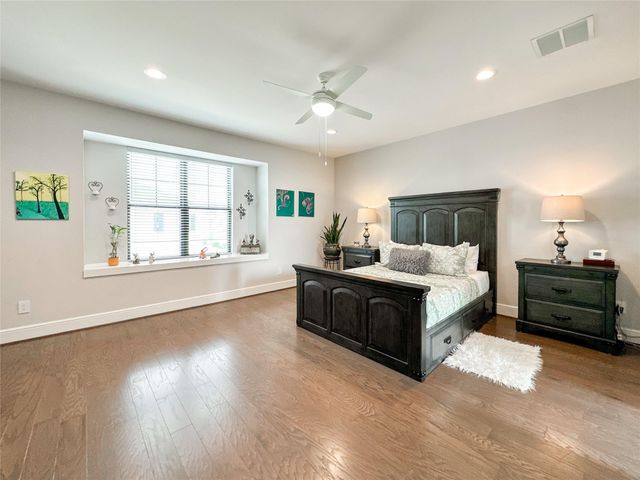 1104 Pearl Wood Drive, Houston, TX 77008