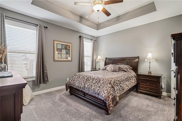 18506 W 194th Terrace, Spring Hill, KS 66083