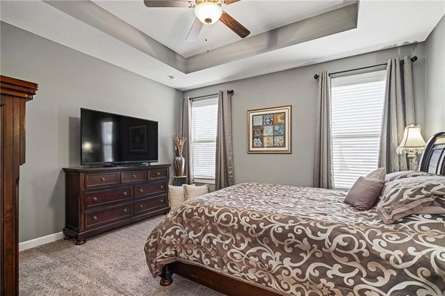 18506 W 194th Terrace, Spring Hill, KS 66083
