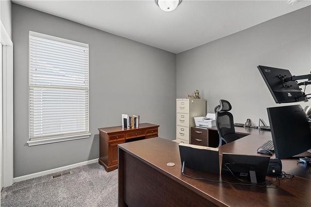 18506 W 194th Terrace, Spring Hill, KS 66083