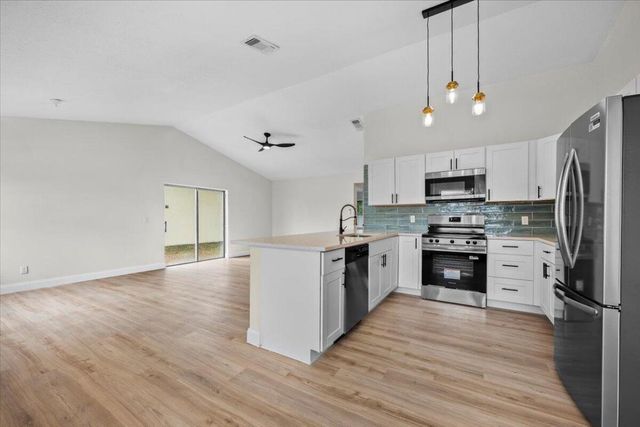 126 Wandering Trail, Jupiter, FL 33458