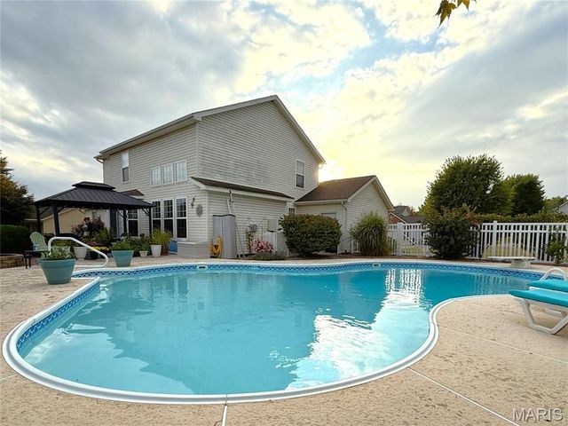 3110 Canyon Creek Road, Belleville, IL 62221