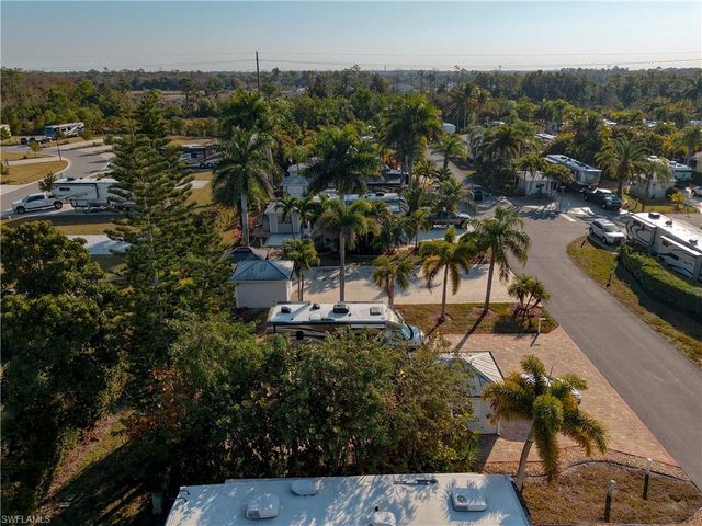 10337 Nightwood Dr., Fort Myers, FL 33905