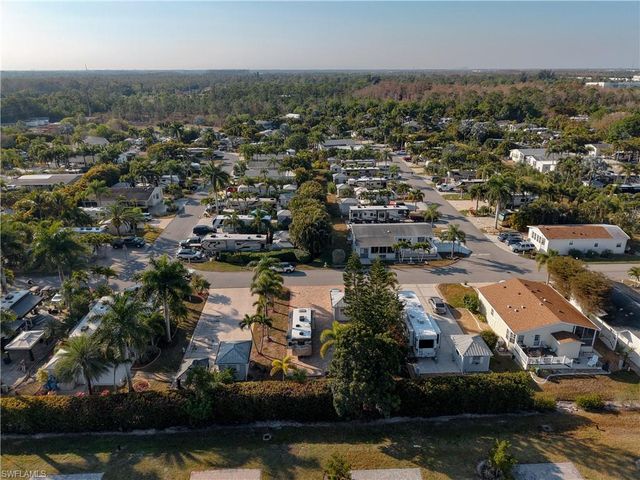 10337 Nightwood Dr., Fort Myers, FL 33905