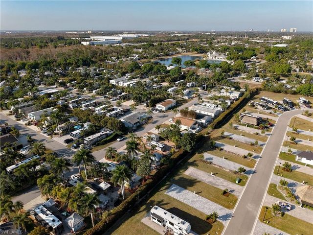 10337 Nightwood Dr., Fort Myers, FL 33905