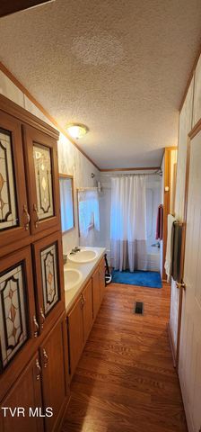 34386 Lee Highway, Glade Spring, VA 24340