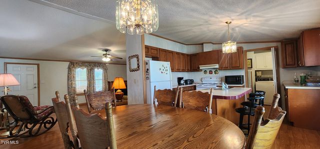 34386 Lee Highway, Glade Spring, VA 24340