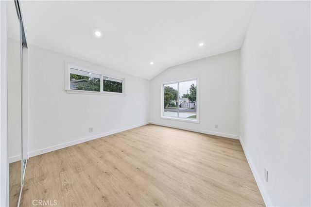 13907 Wyandotte, Van Nuys, CA 91405