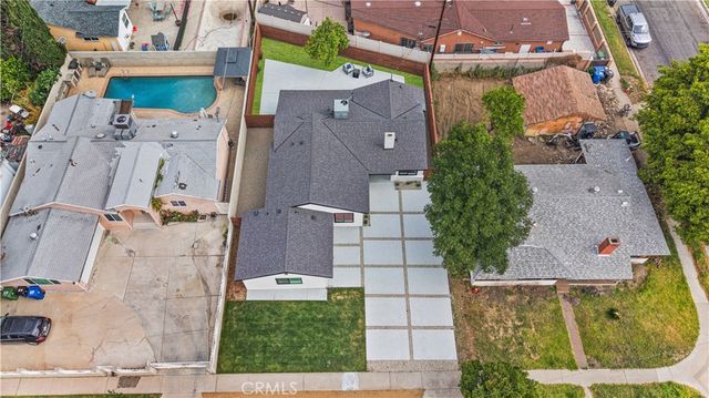13907 Wyandotte, Van Nuys, CA 91405