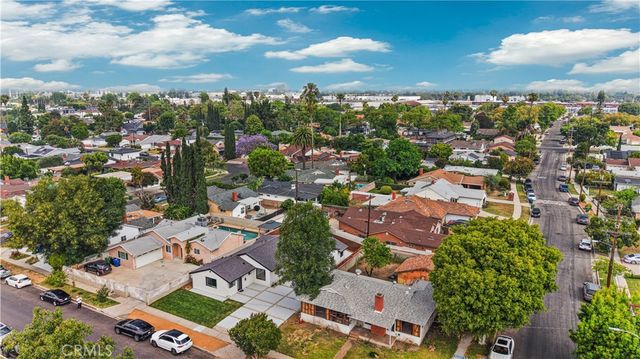 13907 Wyandotte, Van Nuys, CA 91405