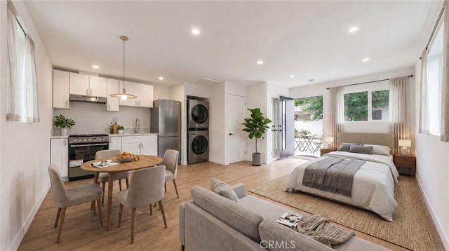 13907 Wyandotte, Van Nuys, CA 91405