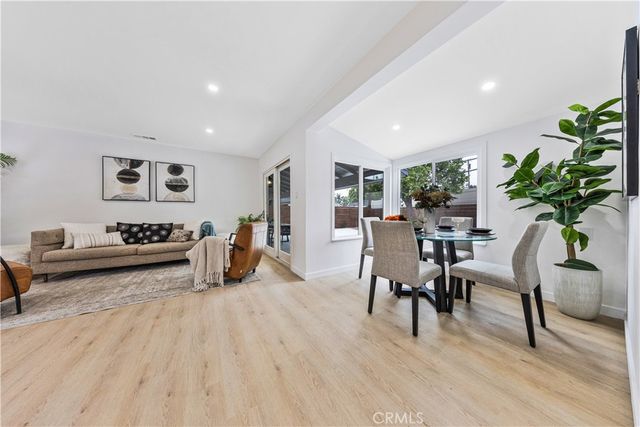 13907 Wyandotte, Van Nuys, CA 91405