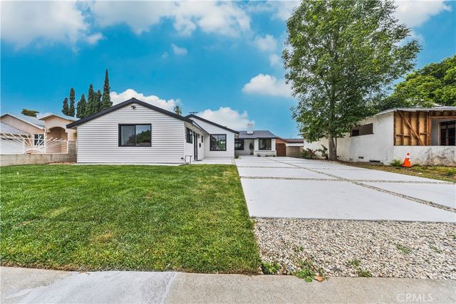 13907 Wyandotte, Van Nuys, CA 91405