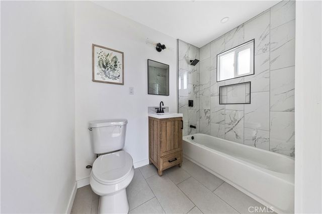 13907 Wyandotte, Van Nuys, CA 91405