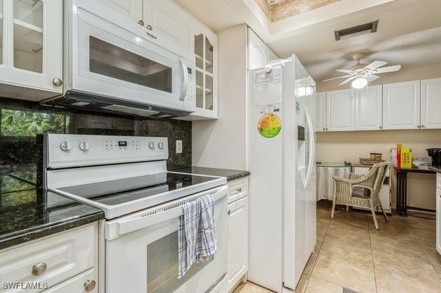 8091 San Carlos BLVD, Fort Myers, FL 33967