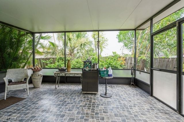 8091 San Carlos BLVD, Fort Myers, FL 33967