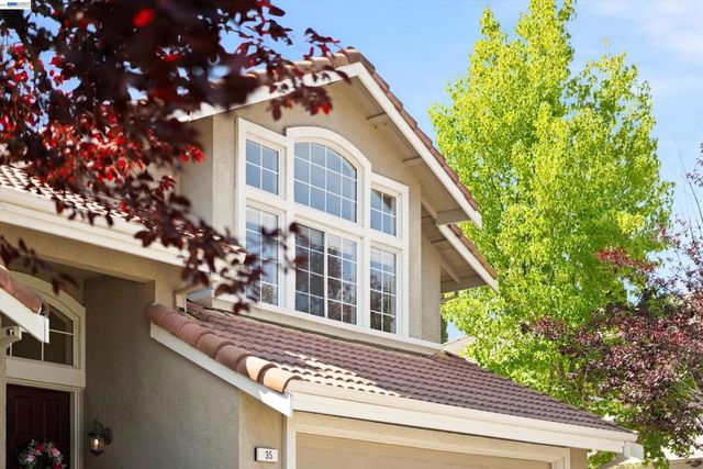 35 Sierra Ridge Ct, Danville, CA 94506