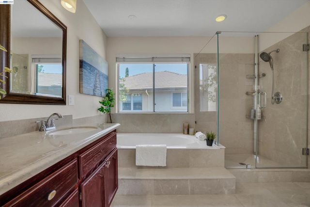 35 Sierra Ridge Ct, Danville, CA 94506
