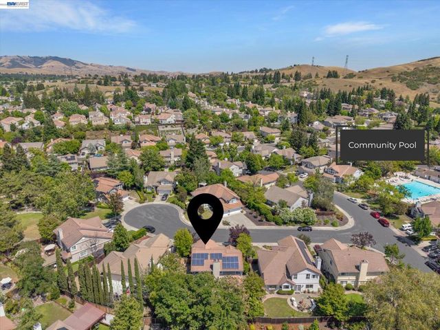 35 Sierra Ridge Ct, Danville, CA 94506