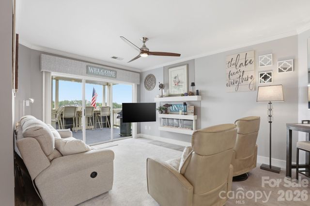 2121 Regatta Lane 303, Denver, NC 28037