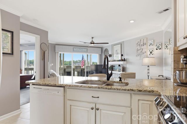 2121 Regatta Lane 303, Denver, NC 28037