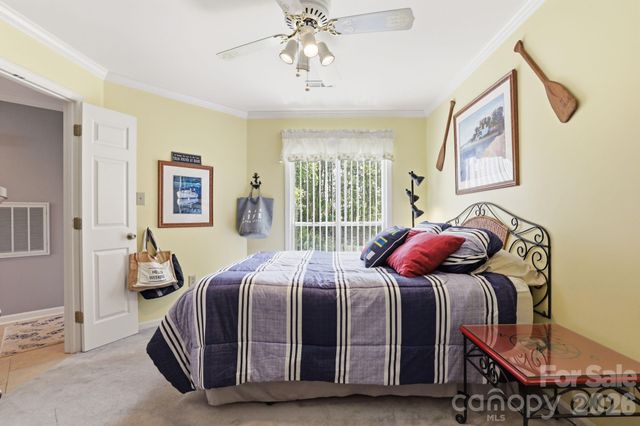 2121 Regatta Lane 303, Denver, NC 28037