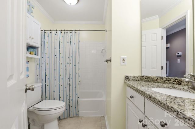 2121 Regatta Lane 303, Denver, NC 28037