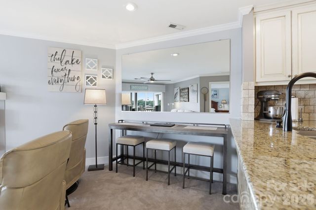 2121 Regatta Lane 303, Denver, NC 28037