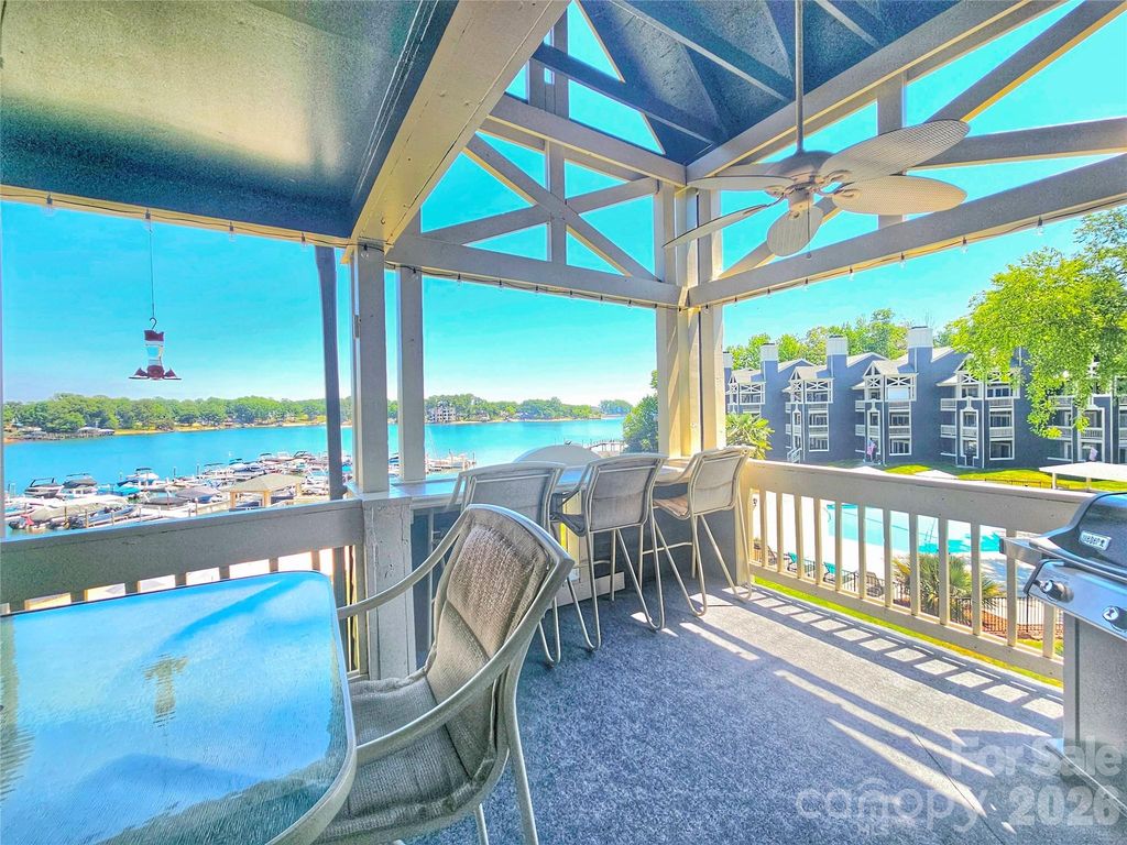 2121 Regatta Lane 303, Denver, NC 28037